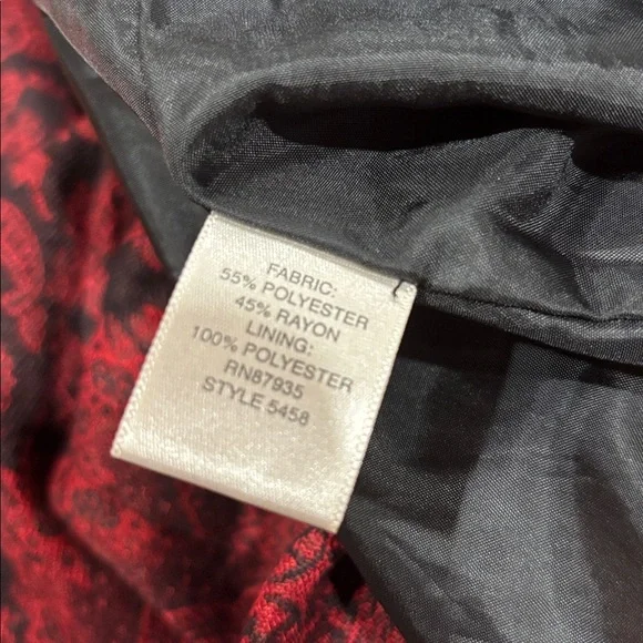 Christopher & Banks Red and Black Patterned Skirt
EUC - Picture 7 of 8